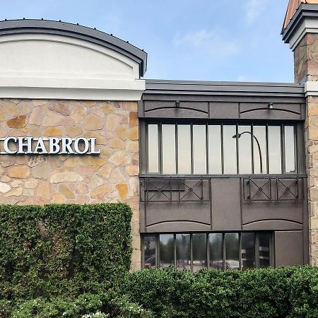 Le Chabrol Hotel & Suites Montreal Zewnętrze zdjęcie