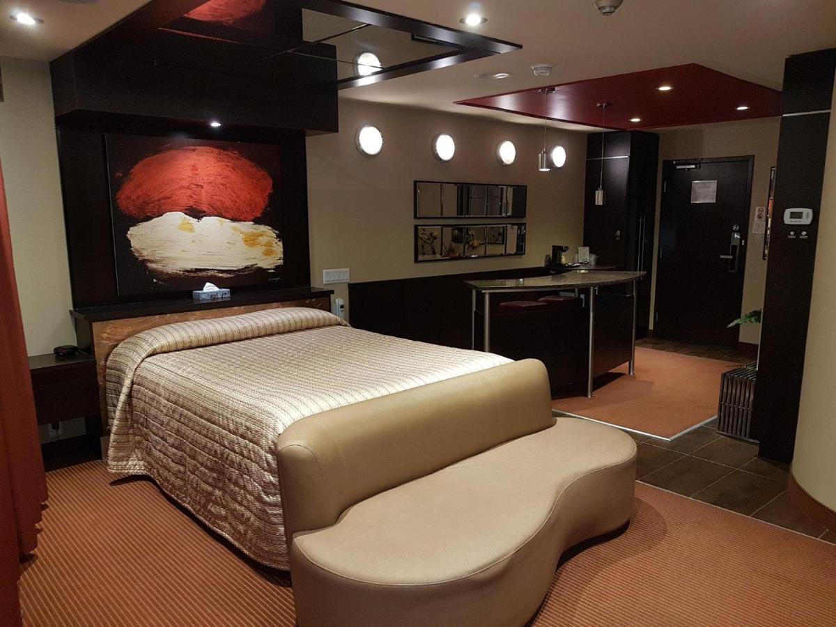 Le Chabrol Hotel & Suites Montreal Zewnętrze zdjęcie