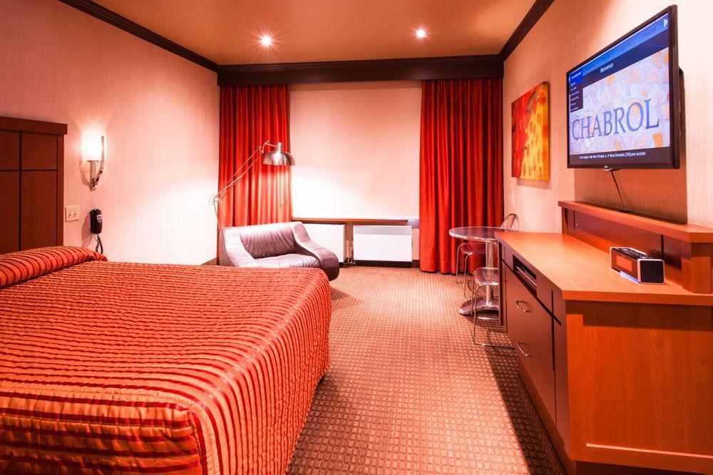 Le Chabrol Hotel & Suites Montreal Zewnętrze zdjęcie