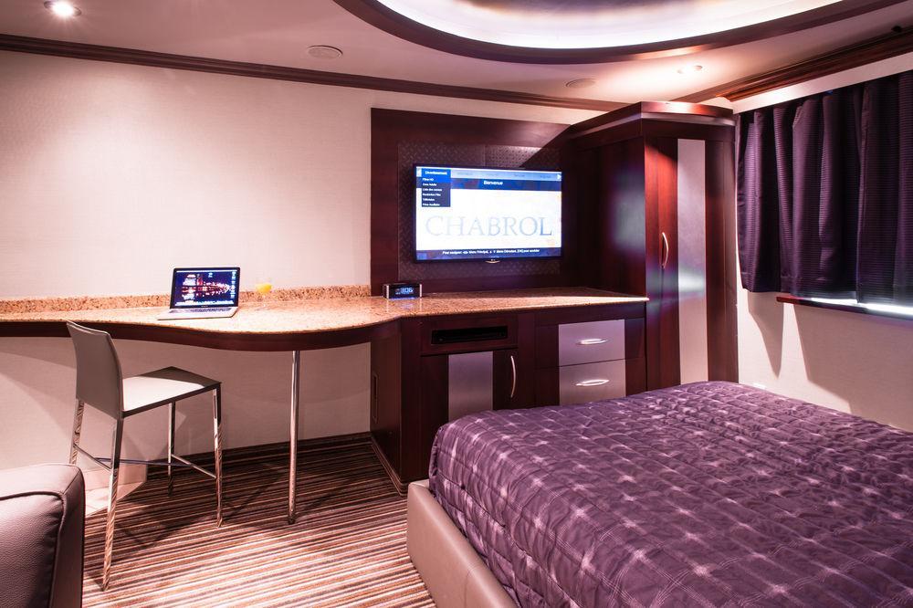 Le Chabrol Hotel & Suites Montreal Zewnętrze zdjęcie