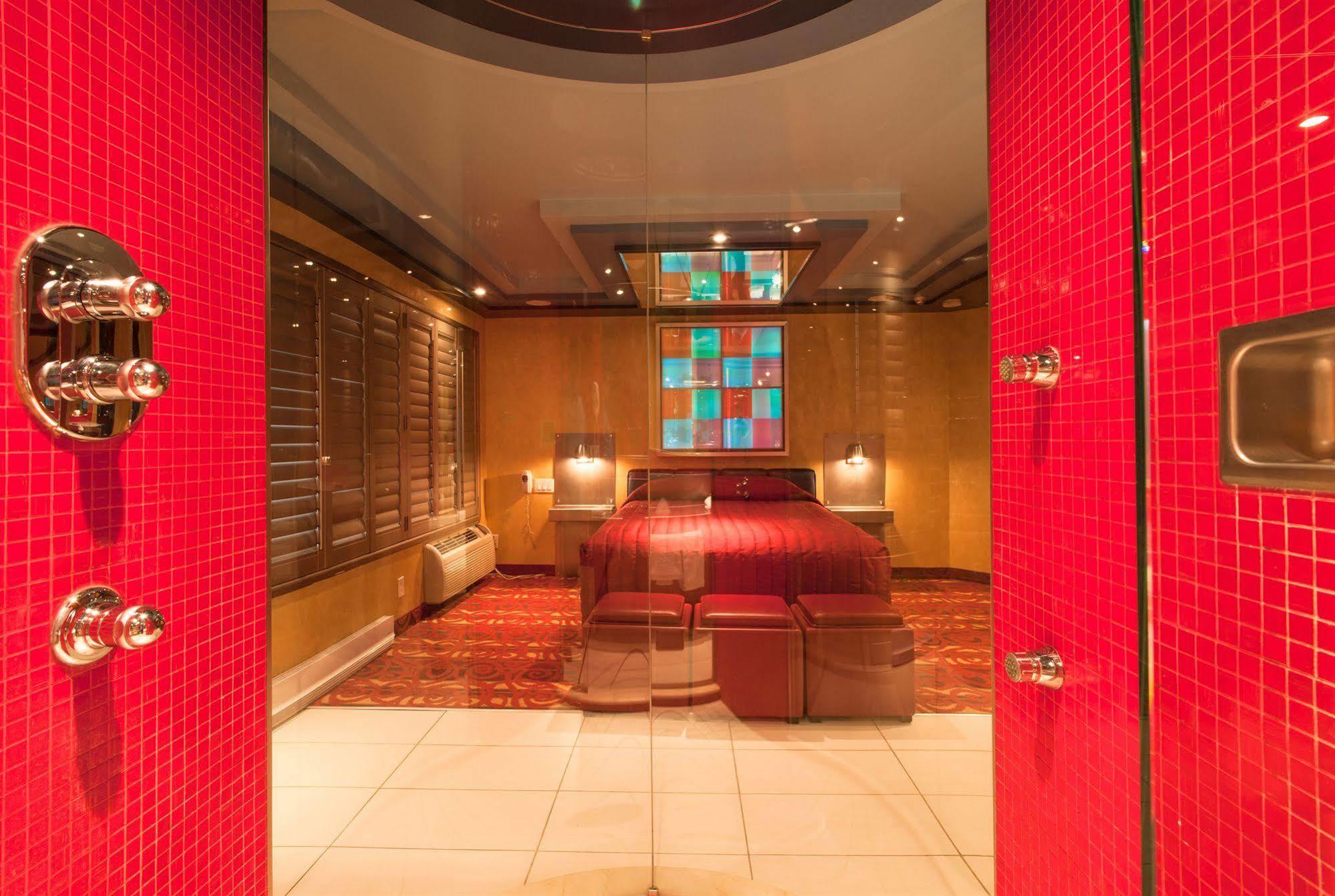 Le Chabrol Hotel & Suites Montreal Zewnętrze zdjęcie